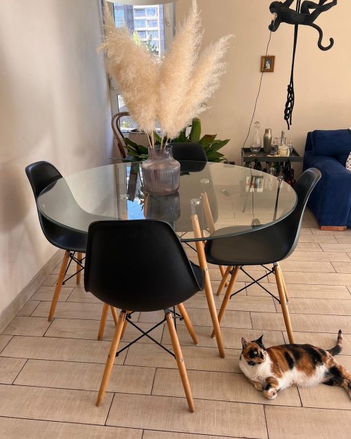 Comedor Eames + 4 sillas