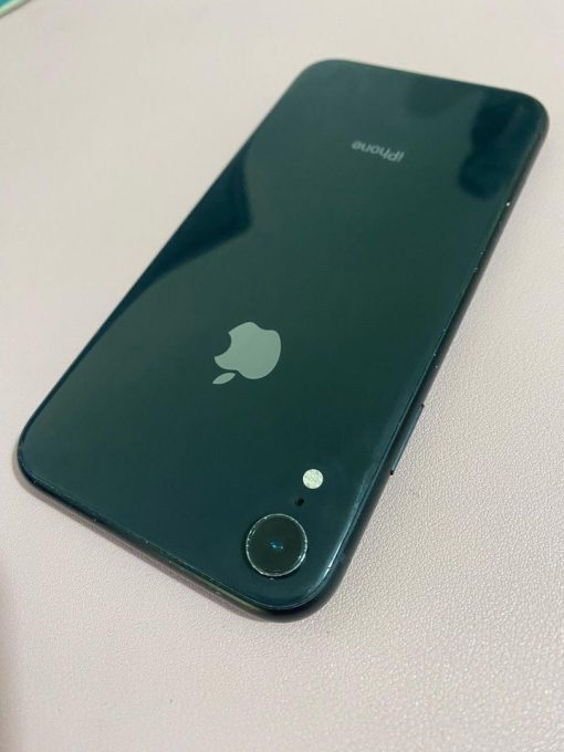 iPhone XR