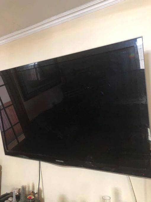 Televisión 50”